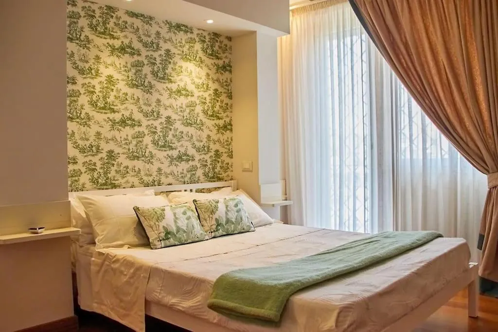 Roma, Gemelli Casa Eleganza, Resort Modernista