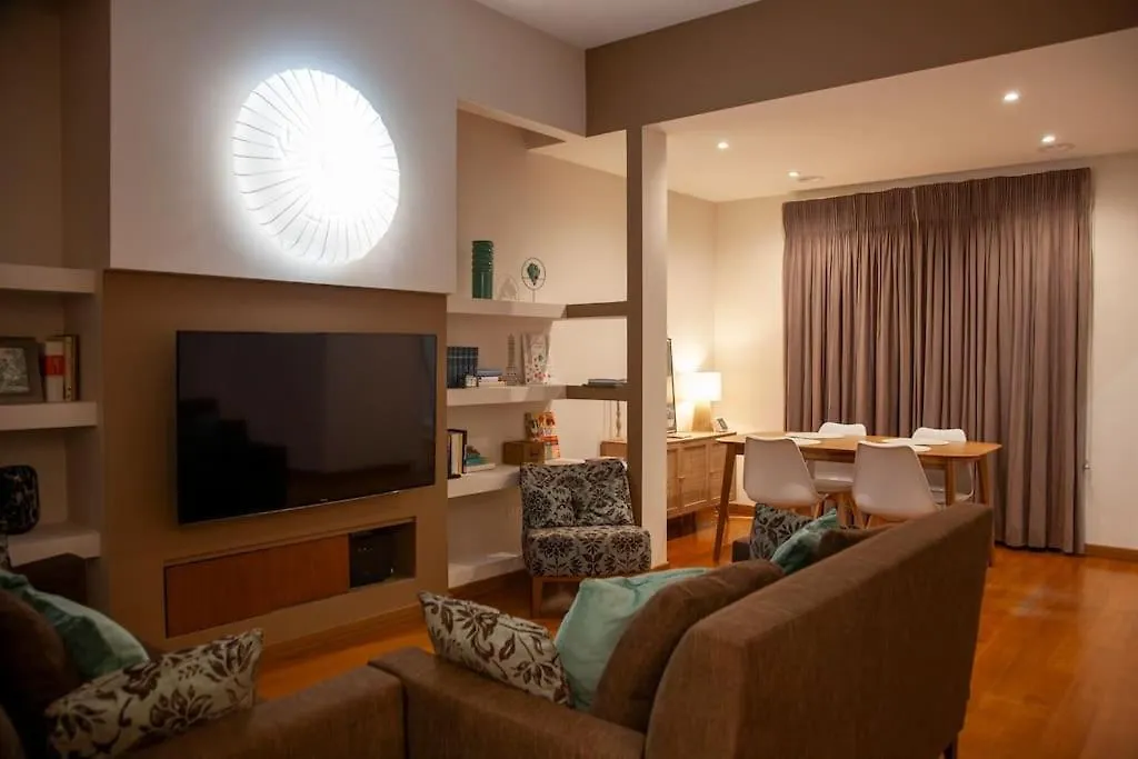 Roma, Gemelli Casa Eleganza, Resort Modernista Rome