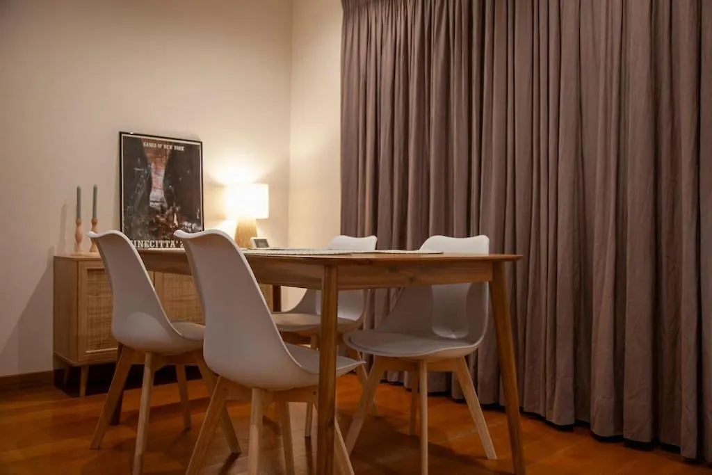 Roma, Gemelli Casa Eleganza, Resort Modernista 0*, Řím Itálie