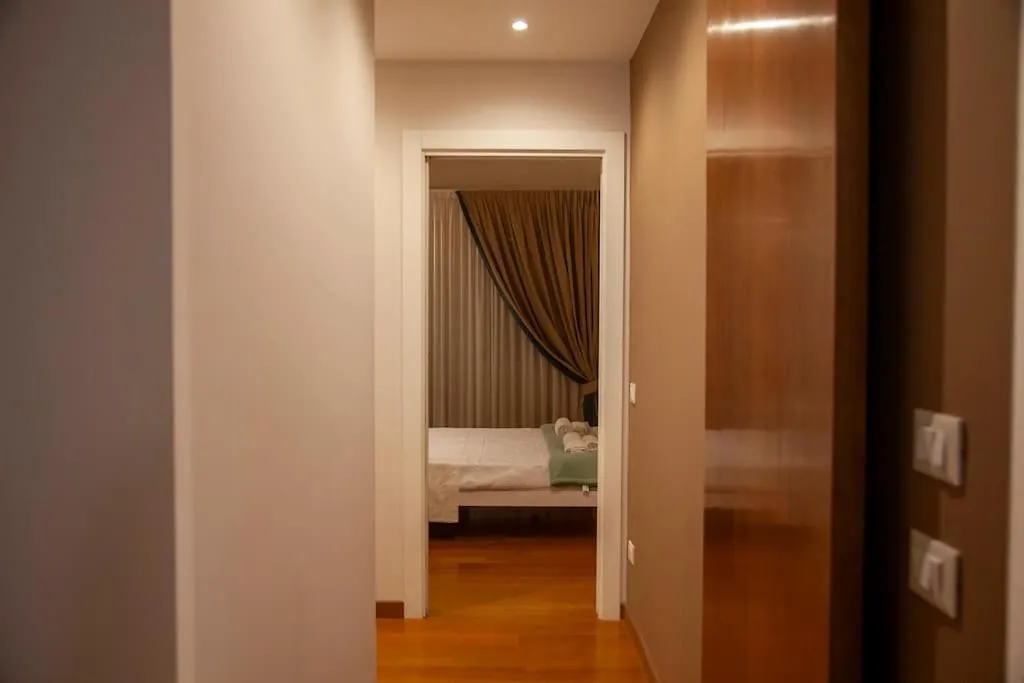 Roma, Gemelli Casa Eleganza, Resort Modernista Řím
